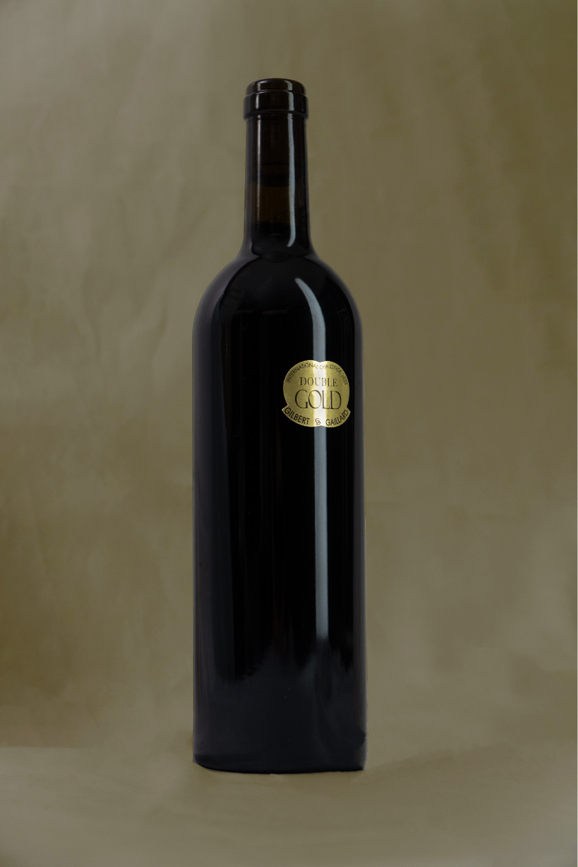 Bouteille de vin avec médaille Gold Gilbert & Gaillard